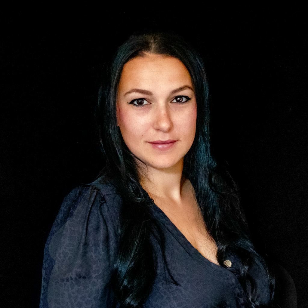 ANNE DE ROOIJ